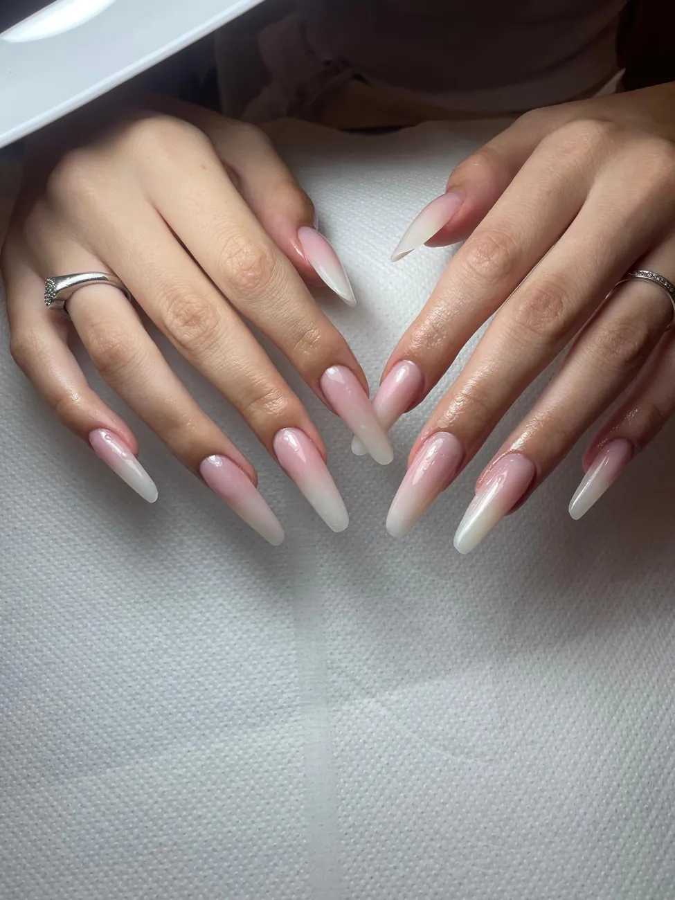 Manicure nude sfumata